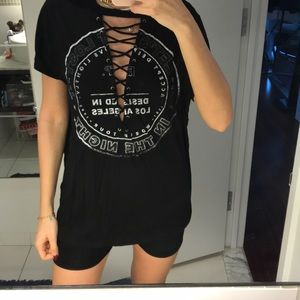 Guess Tshirt